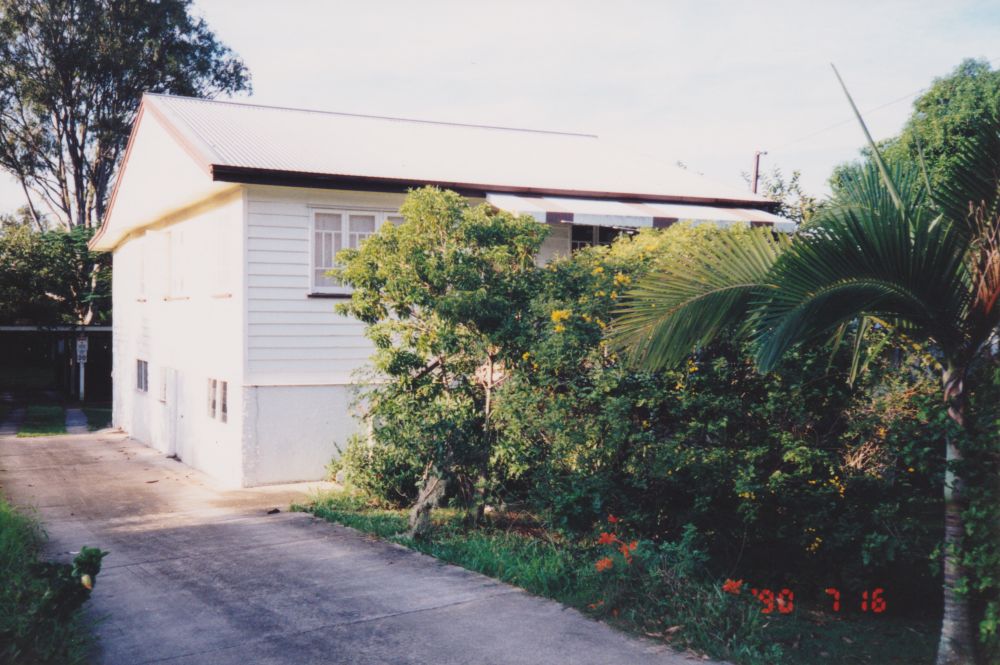 House on Dayboro Road in Petrie, 1996