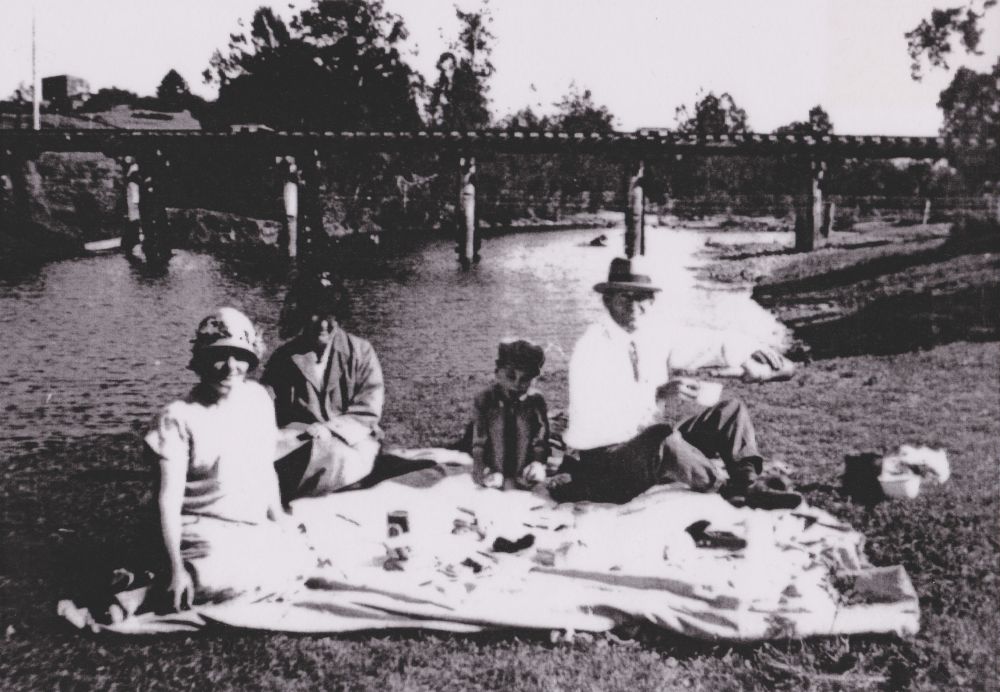 Picnic at Cash's Crossing, ca. 1926