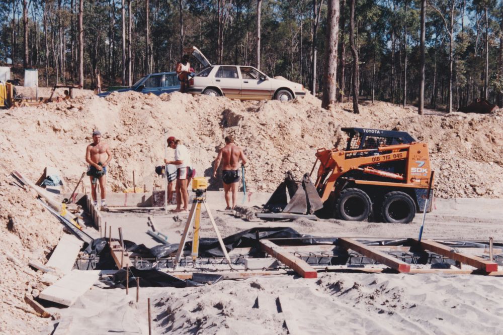 Early construction of the Albany Creek Aquatic and Recreation Centre (later Albany Creek Leisure Centre)