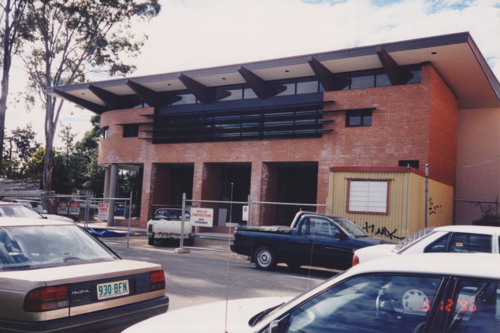Stage 2 of the Pine Rivers Shire Council Administration building being constructed in Strathpine, 1996