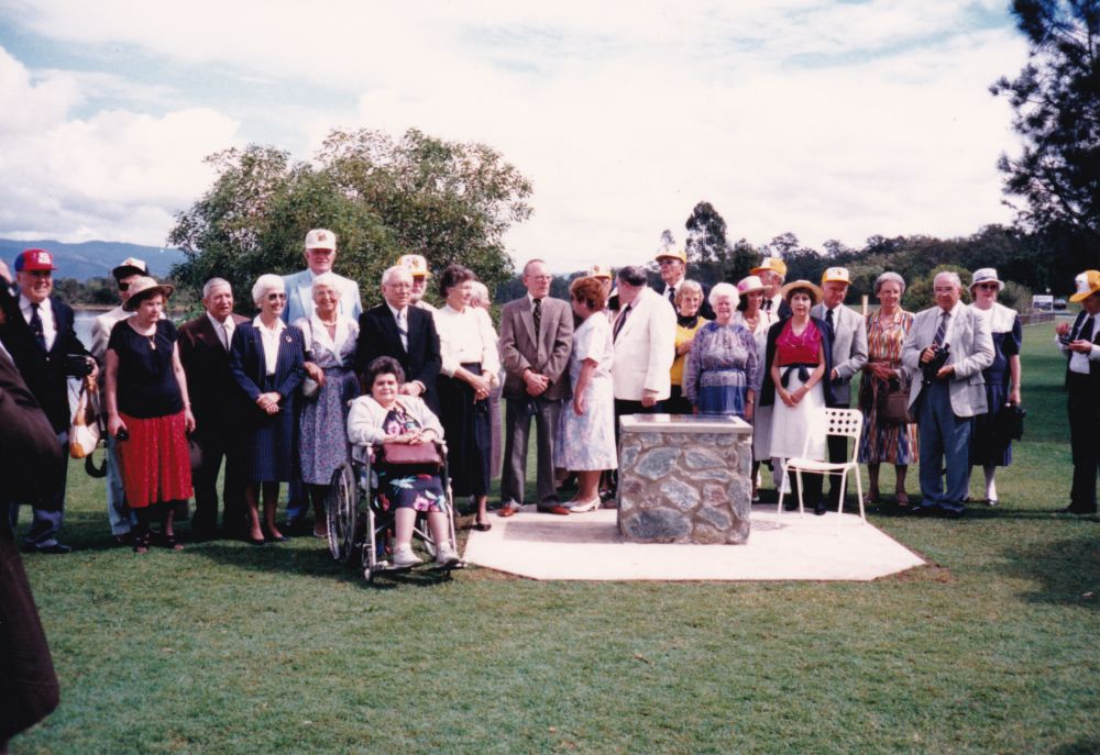 Unveiling of plaque ceremony honouring the United States of America (US) 1st Cavalry Division, 1988