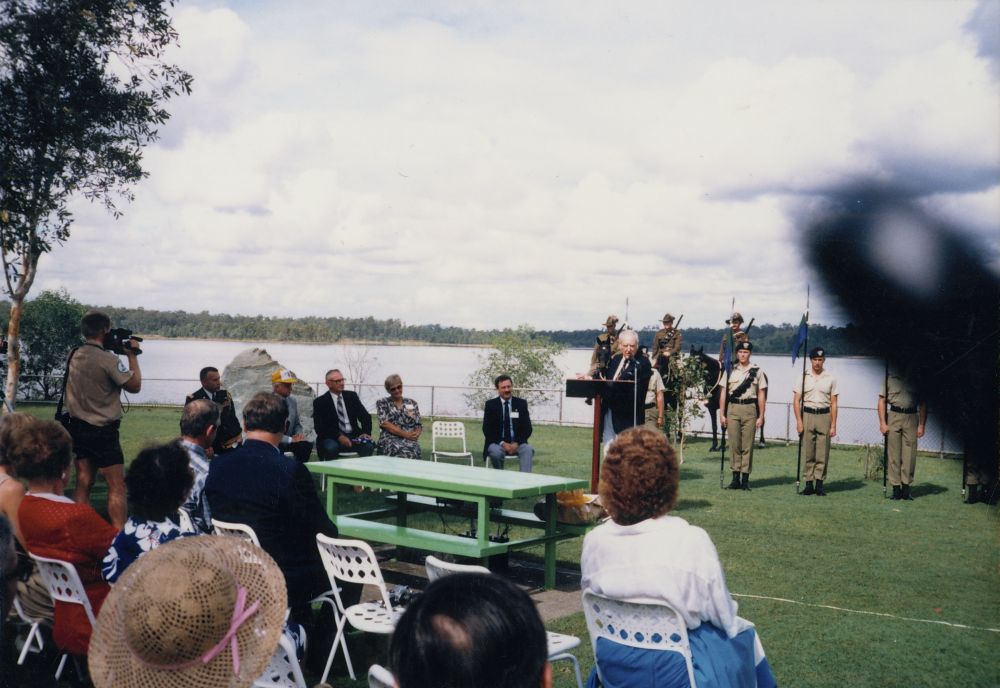 Unveiling of plaque ceremony honouring the United States of America (US) 1st Cavalry Division, 1988