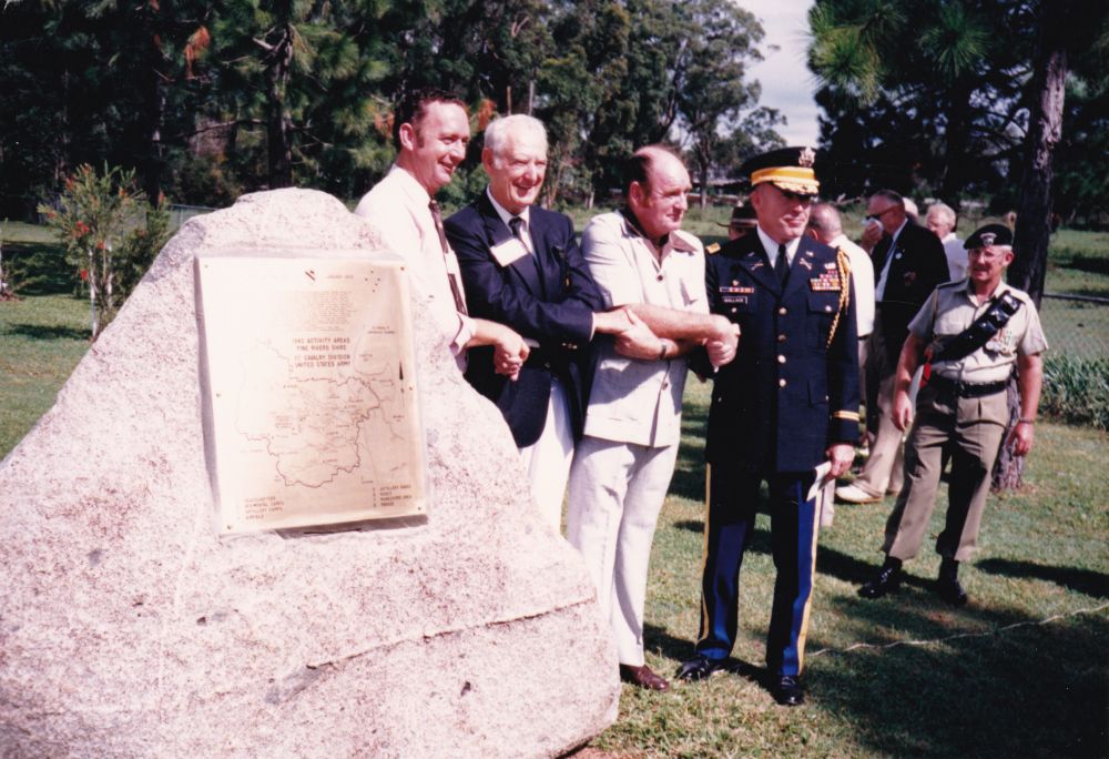 Unveiling of plaque ceremony honouring the United States of America (US) 1st Cavalry Division, 1988