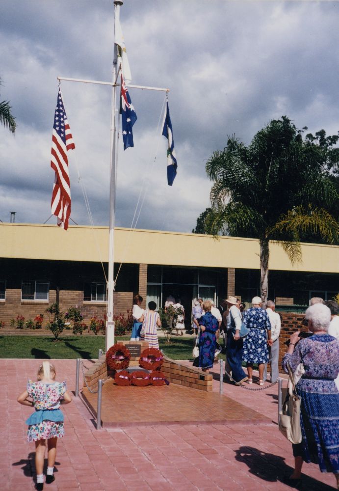 Unveiling of plaque ceremony honouring the United States of America (US) 1st Cavalry Division, 1988