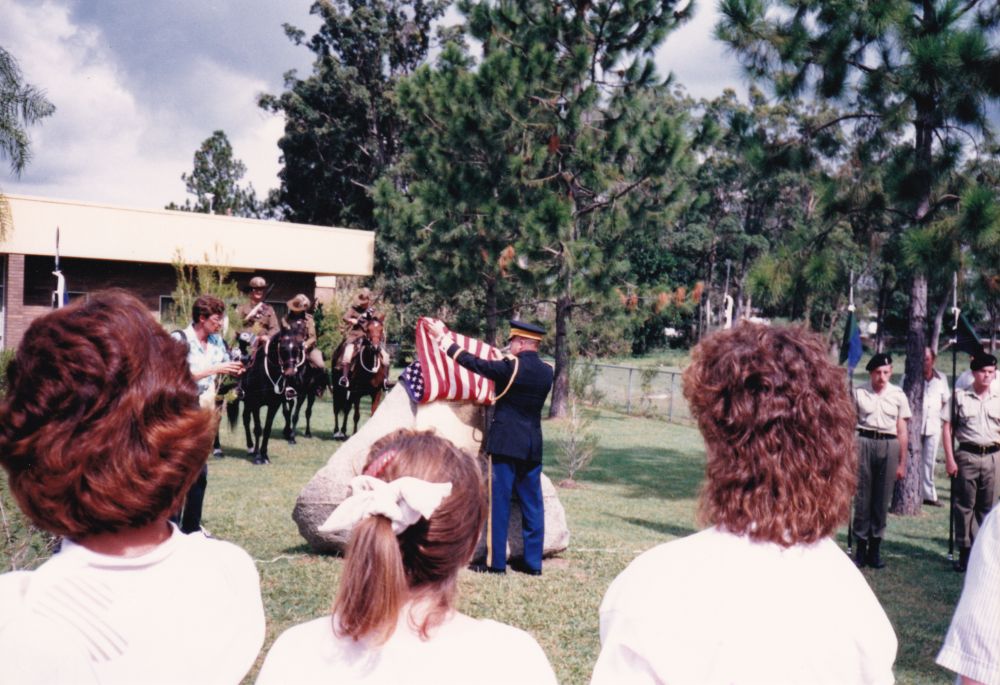 Unveiling of plaque ceremony honouring the United States of America (US) 1st Cavalry Division, 1988