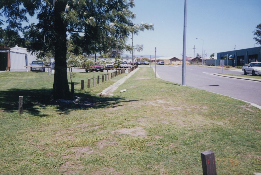 Hall Street Strathpine, 1996