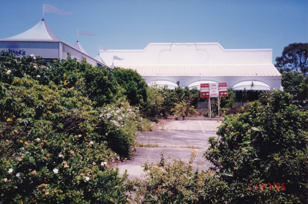 A restaurant that had closed down located at 370 Gympie Road Strathpine, 1996