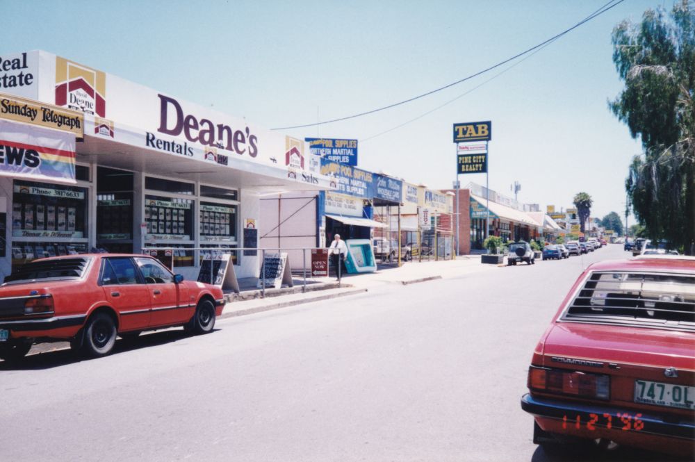 Retail shops along Gympie Road (Service Road), Strathpine