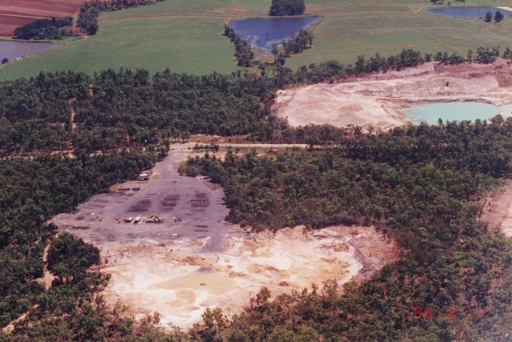Aerial view of quarry operations on Kremzow Road Warner (corner Old North Road), 1996