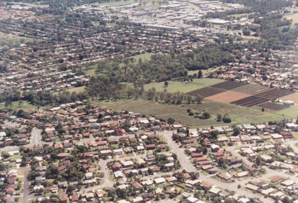 Aerial view of Strathpine and Lawnton, 1996