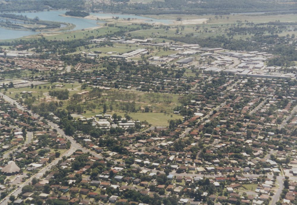 Aerial view of Bray Park on the western side of the railway line, 1996