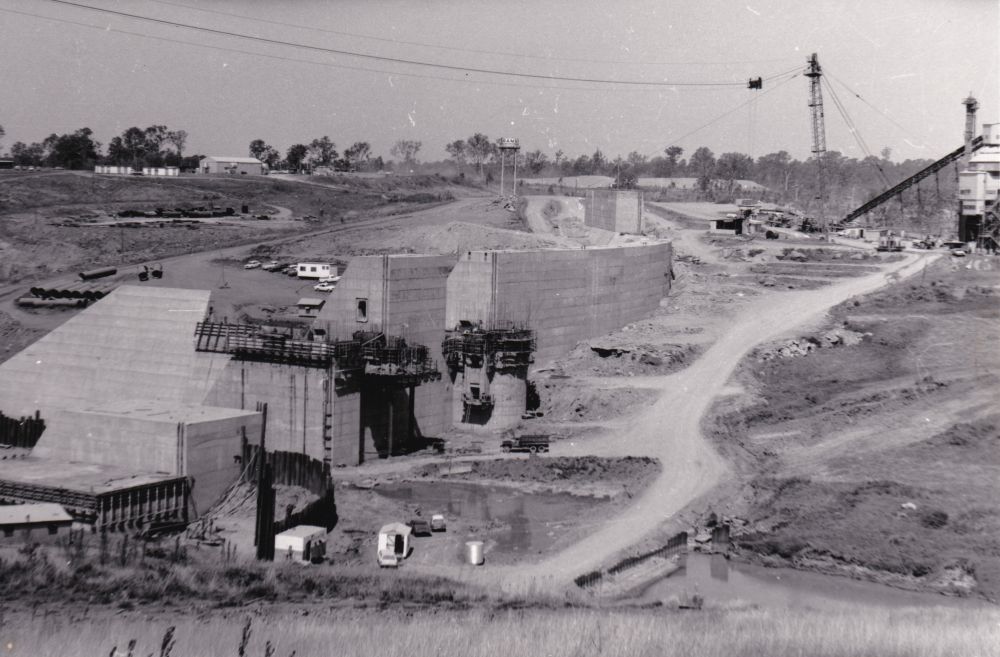 Construction of North Pine Dam Wall in the early 1970s
