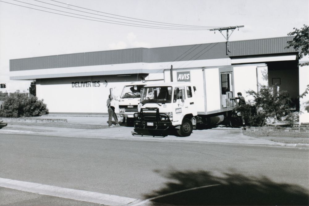 Collecting for Charleville (Qld.) Flood Relief Fund, October 1990