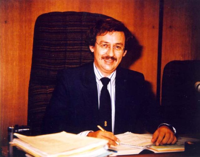 Robert George (Rob) Akers, Pine Rivers Shire Councillor, 1973-1978 and 1985-1994