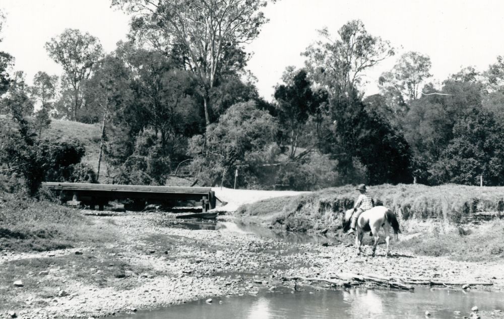 Youngs Crossing, Petrie, 1972