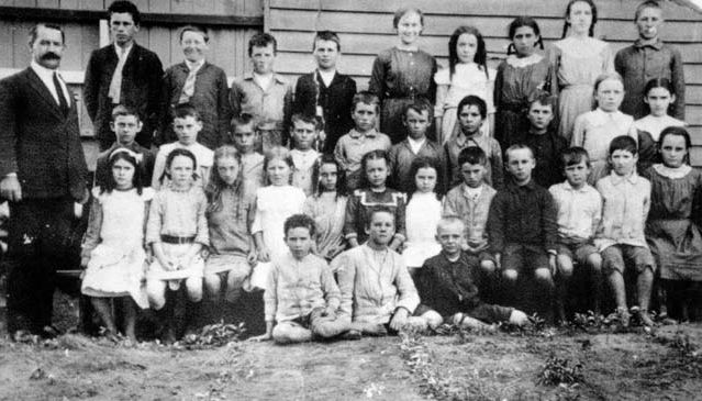 Terrors Creek (Dayboro) School, ca. 1909