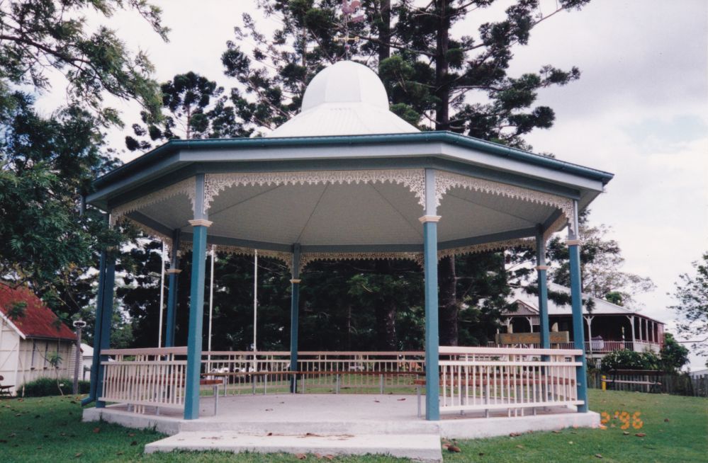 Rotunda at North Pine Country Park, 1996