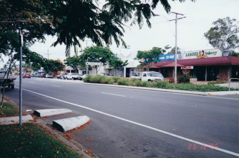 Shops along Anzac Avenue Kallangur, 1996