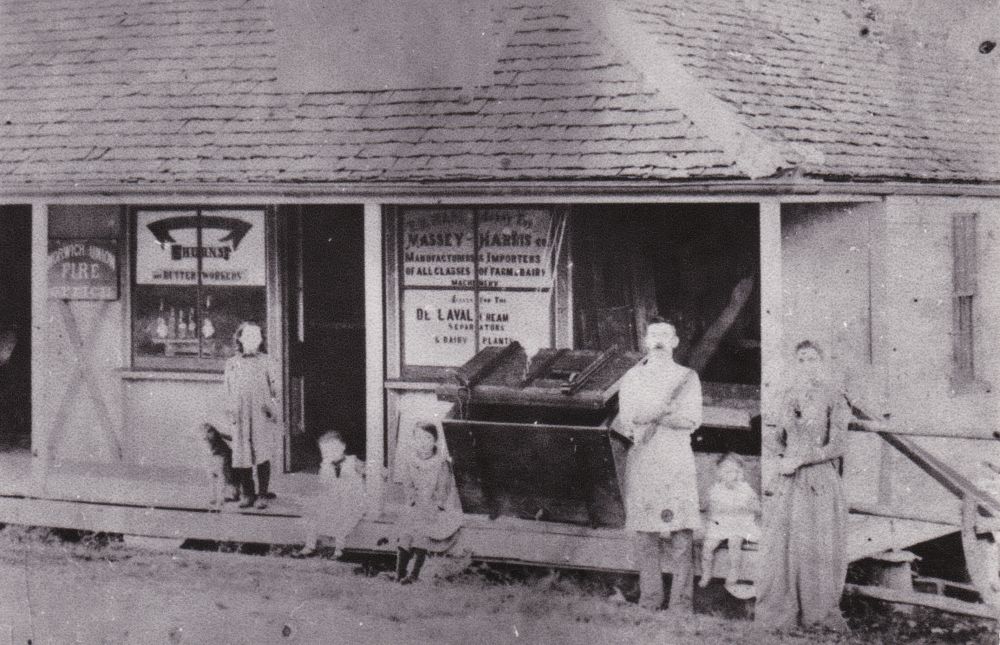 Ware family, Petrie, ca. 1895
