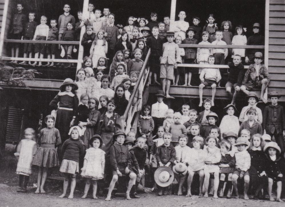 North Pine School (now Petrie State School), 1913