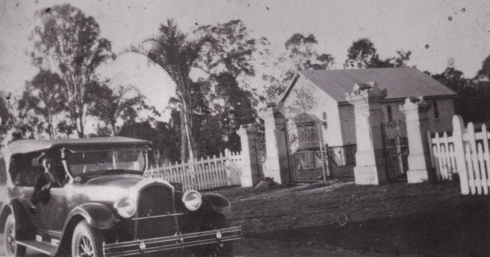 Lawnton Showgrounds Memorial Gates, 1928