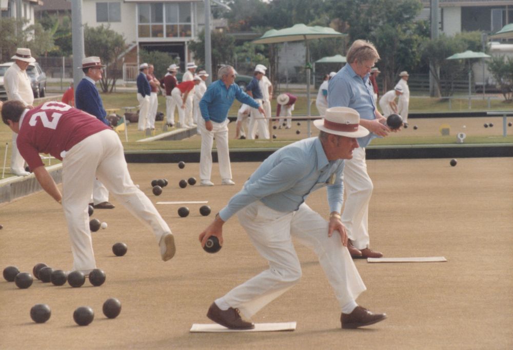 Lawn bowls