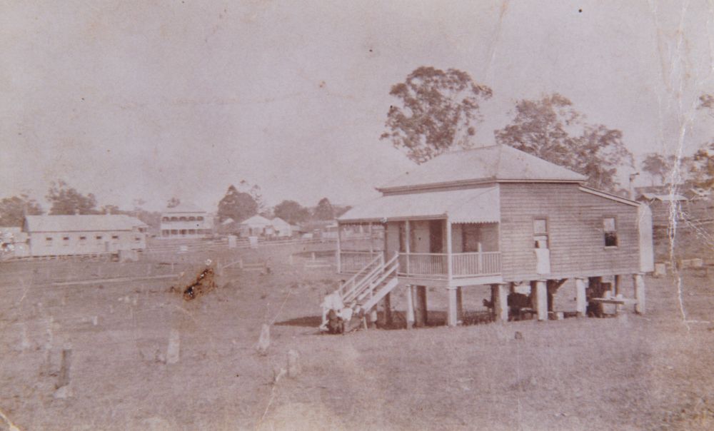 Hermann family home in Reid Street Petrie, ca. 1910