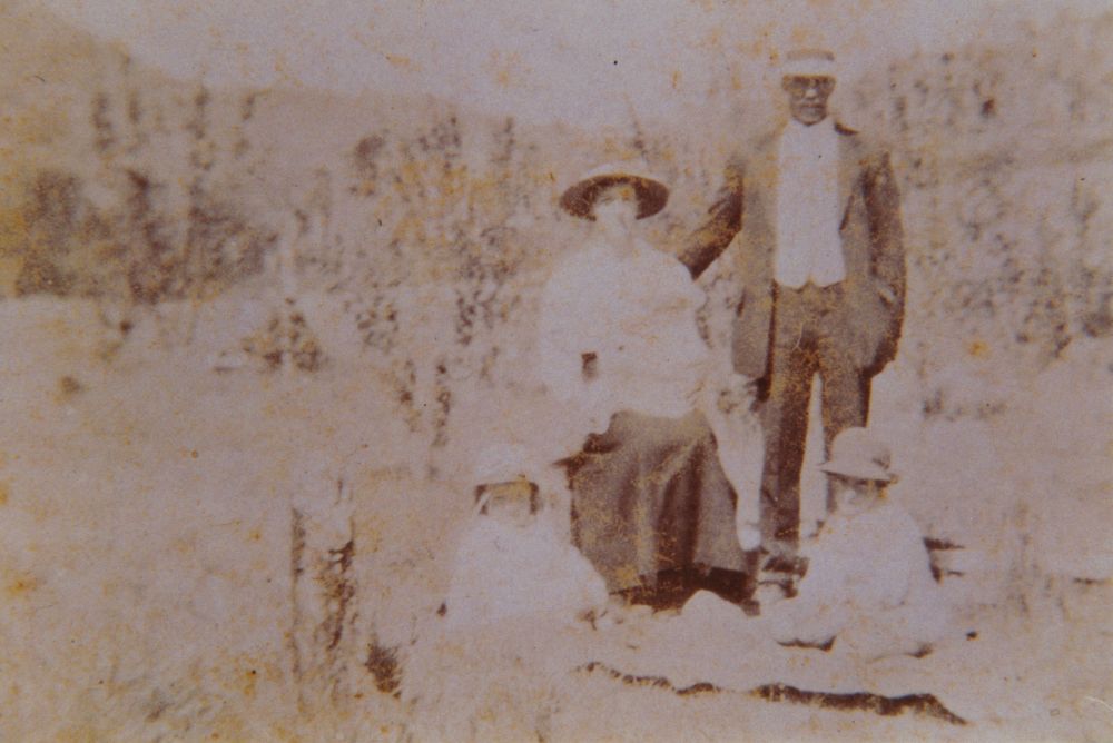 The Hermann family enjoys a picnic, ca. 1920s