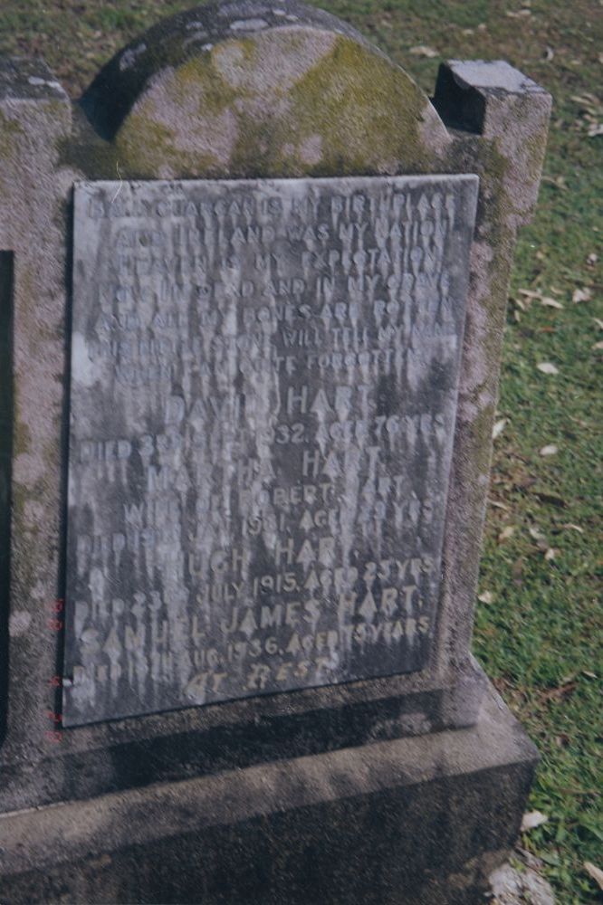 Graves of David Hart and family at Lawnton Cemetery, 1998