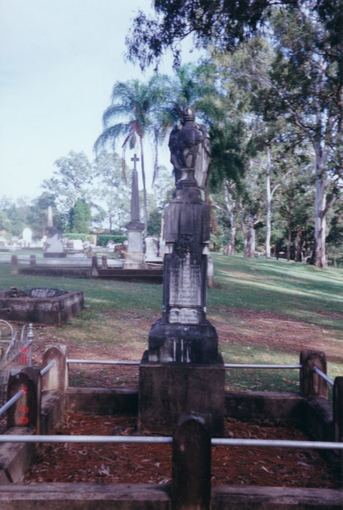 Graves of George Buckby and family at Lawnton Cemetery, 1998