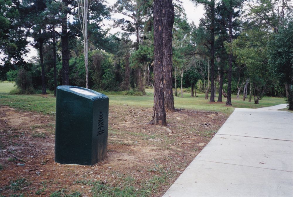 Wyllie family historic plaque, Sweeney Reserve at Petrie, 1998