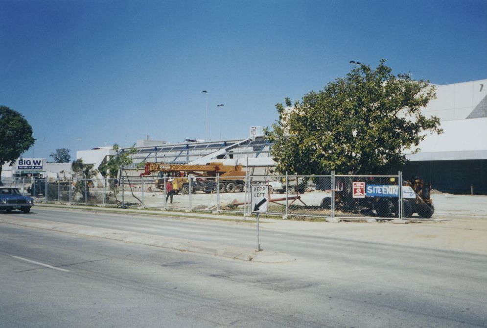 Construction of extensions to Westfield Shoppingtown, Strathpine, 1998