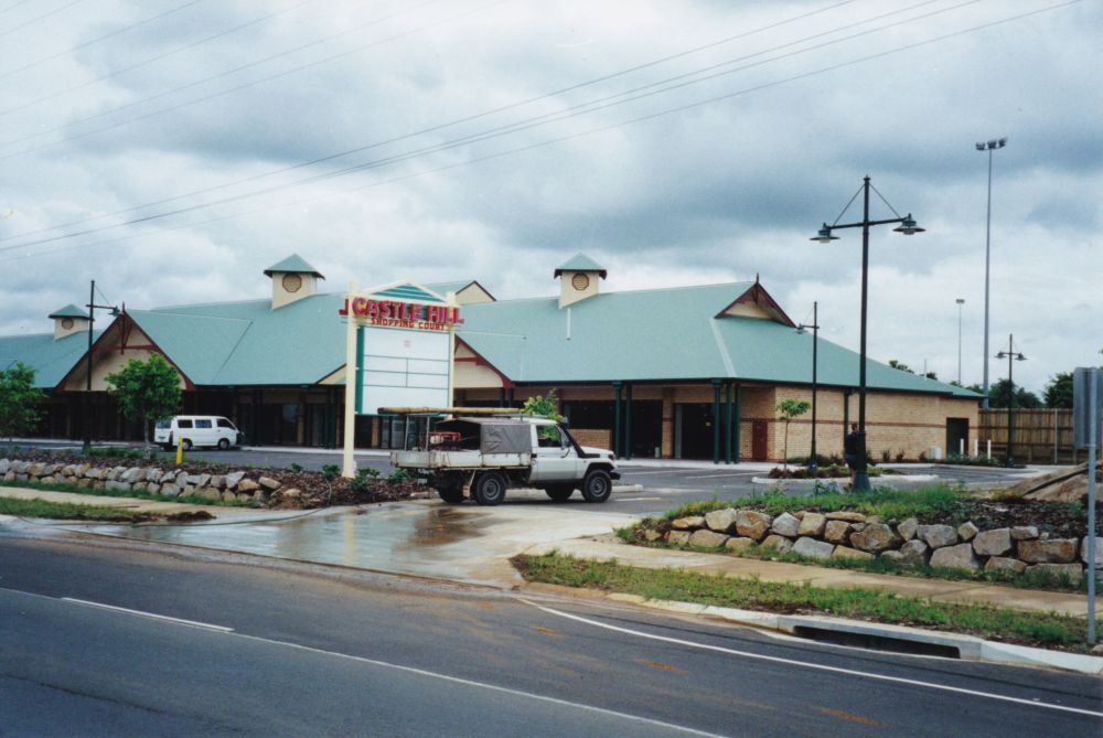 Castle Hill Shopping Court, 264 Dohles Road Murrumba Downs, 1999