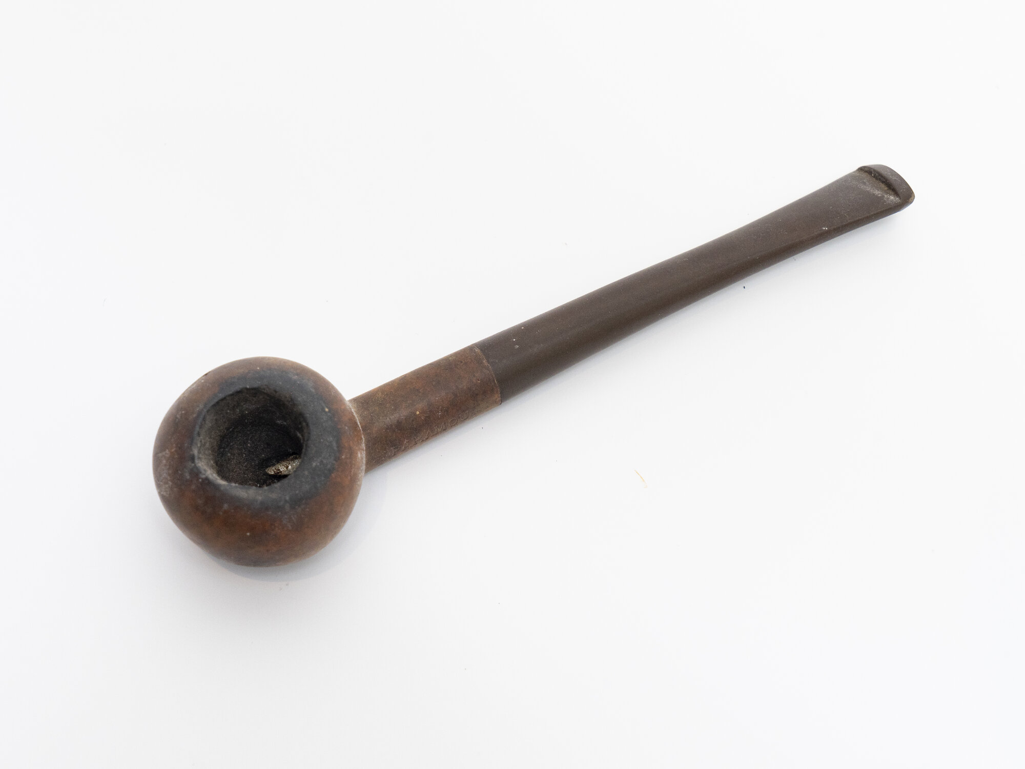 Smoker's pipe - Ian Fairweather