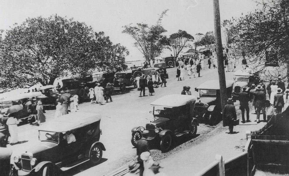 Marine Parade, Redcliffe