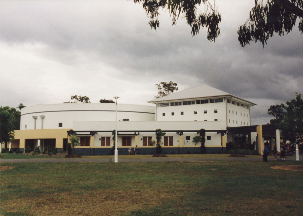 Holy Cross Catholic Church