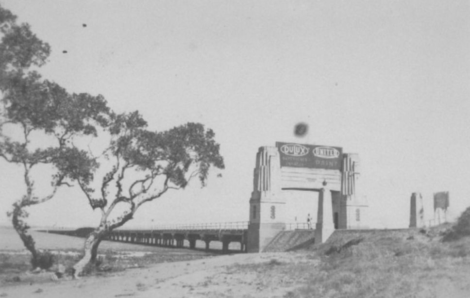 The Hornibrook Highway