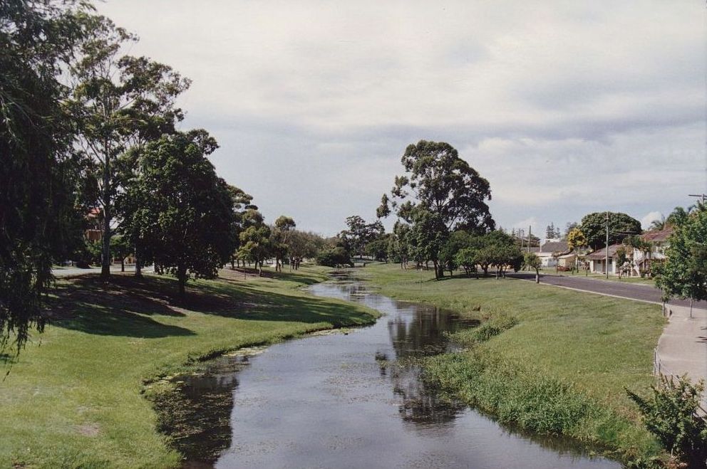 Humpybong Creek