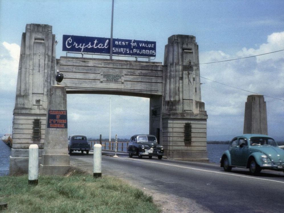 Hornibrook Highway portal