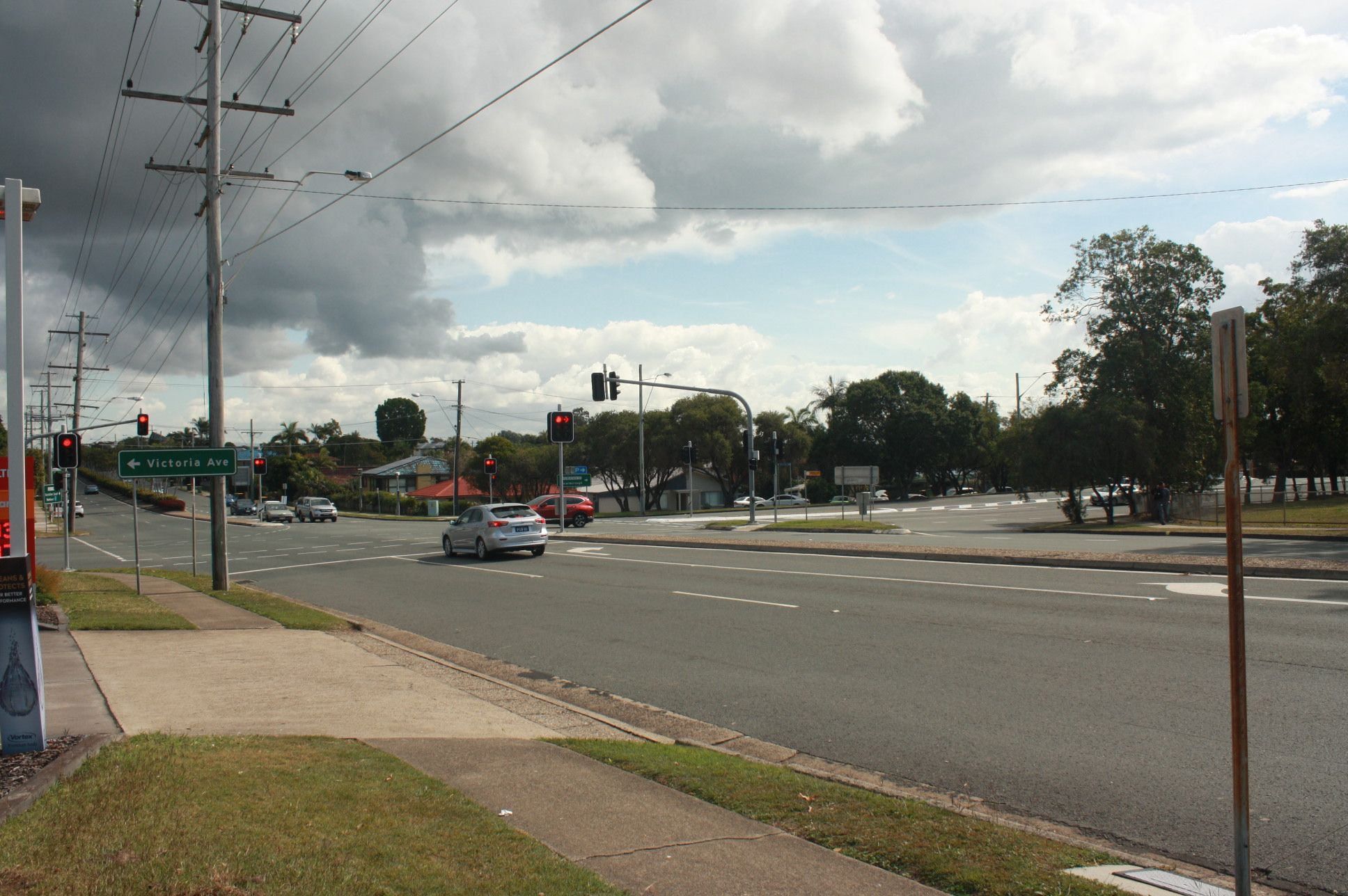 Intersection of Anzac Avenue and Victoria Avenue - Redcliffe - 2