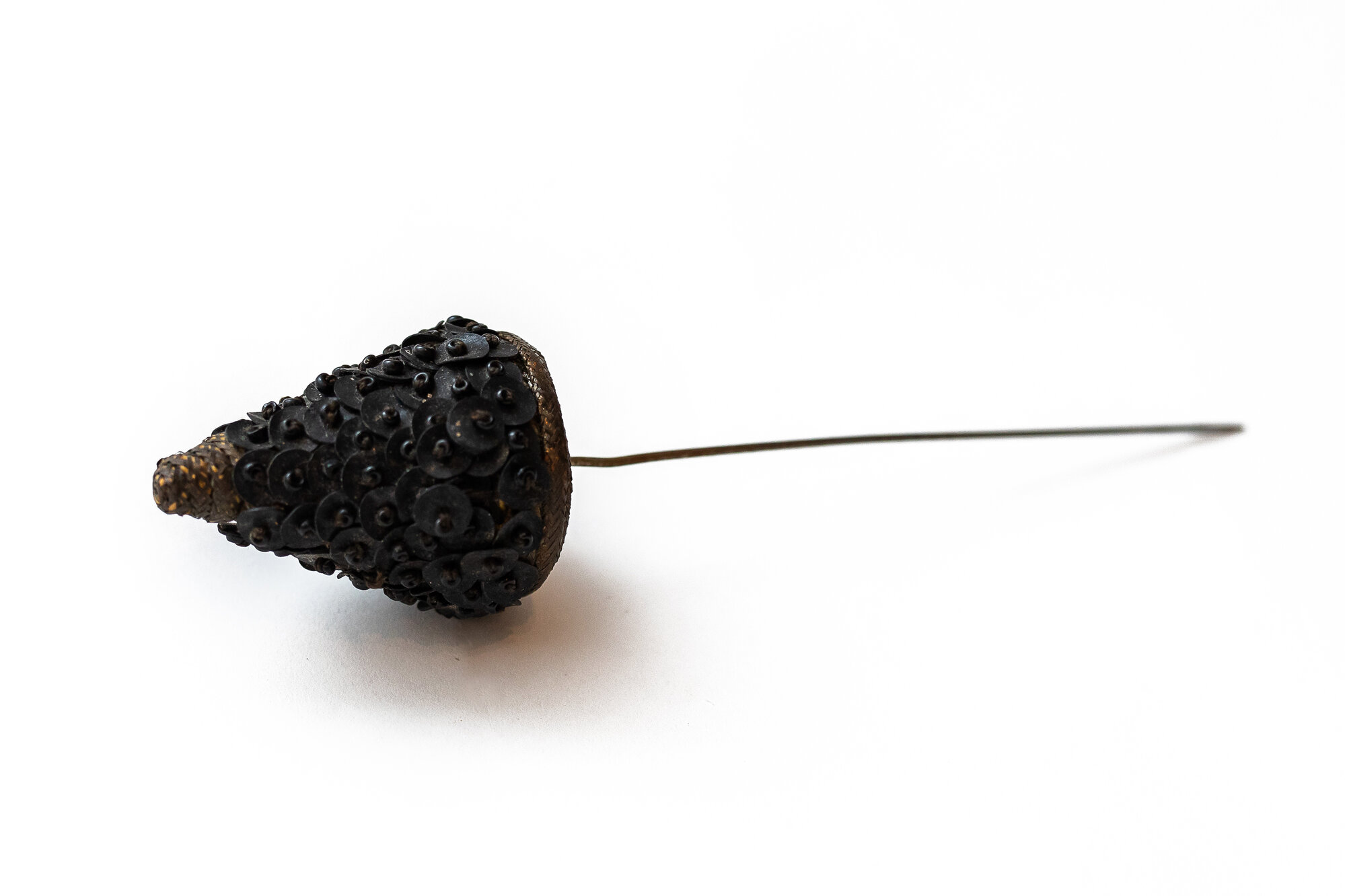 Hat pin
