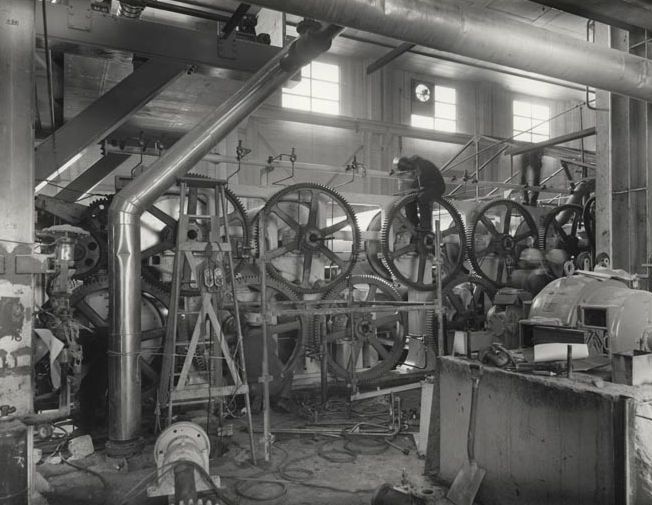 Petrie Mill - Machine - 1974 - 29 August 1974