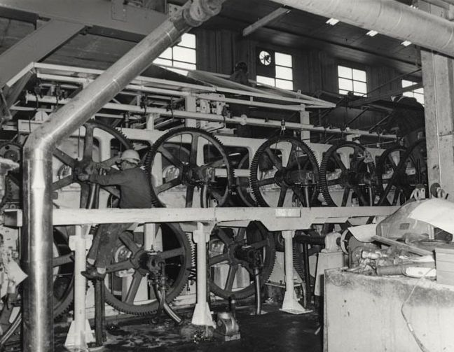 Petrie Mill - Machine - 1974 - 30 August 1974