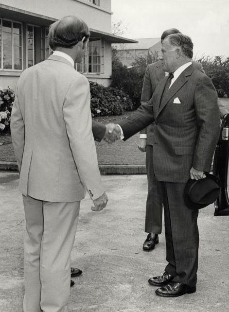 Visit by the Governor of Queensland - Sir Colin Thomas Hannah