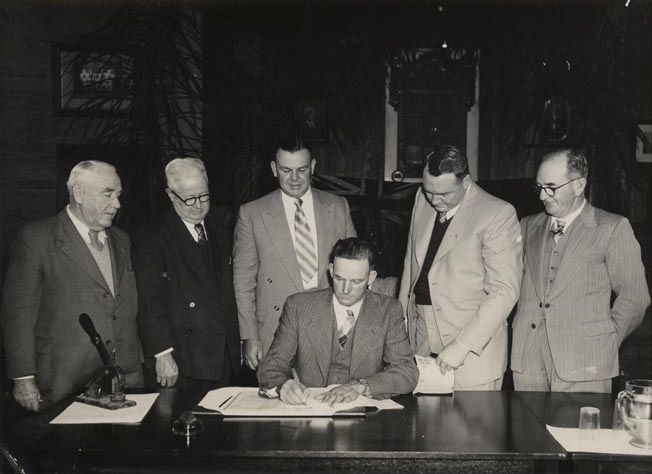 Signing of Water Supply Agreement