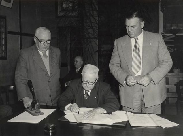 Signing of Water Supply Agreement