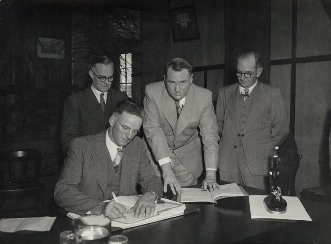 Signing of Water Supply Agreement