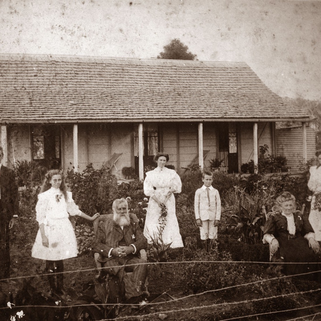 Portraits of Dayboro district residents, 1890 - 1920