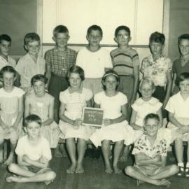 Deception Bay State Primary School - Grade 5 in 1963