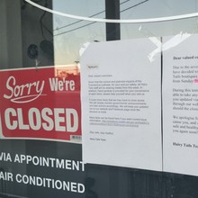 Hairy Tales Ebert Parade Lawnton - 14 April 2020 - 5.15pm Hairy Tails dog groomers closure sign